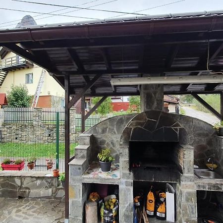 Hotel Casa Teleferic Buşteni Exteriér fotografie